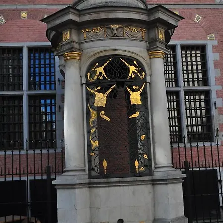 Tawerna Rybaki Old Town *