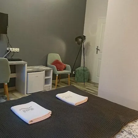 Tawerna Rybaki Old Town Kwatera prywatna *